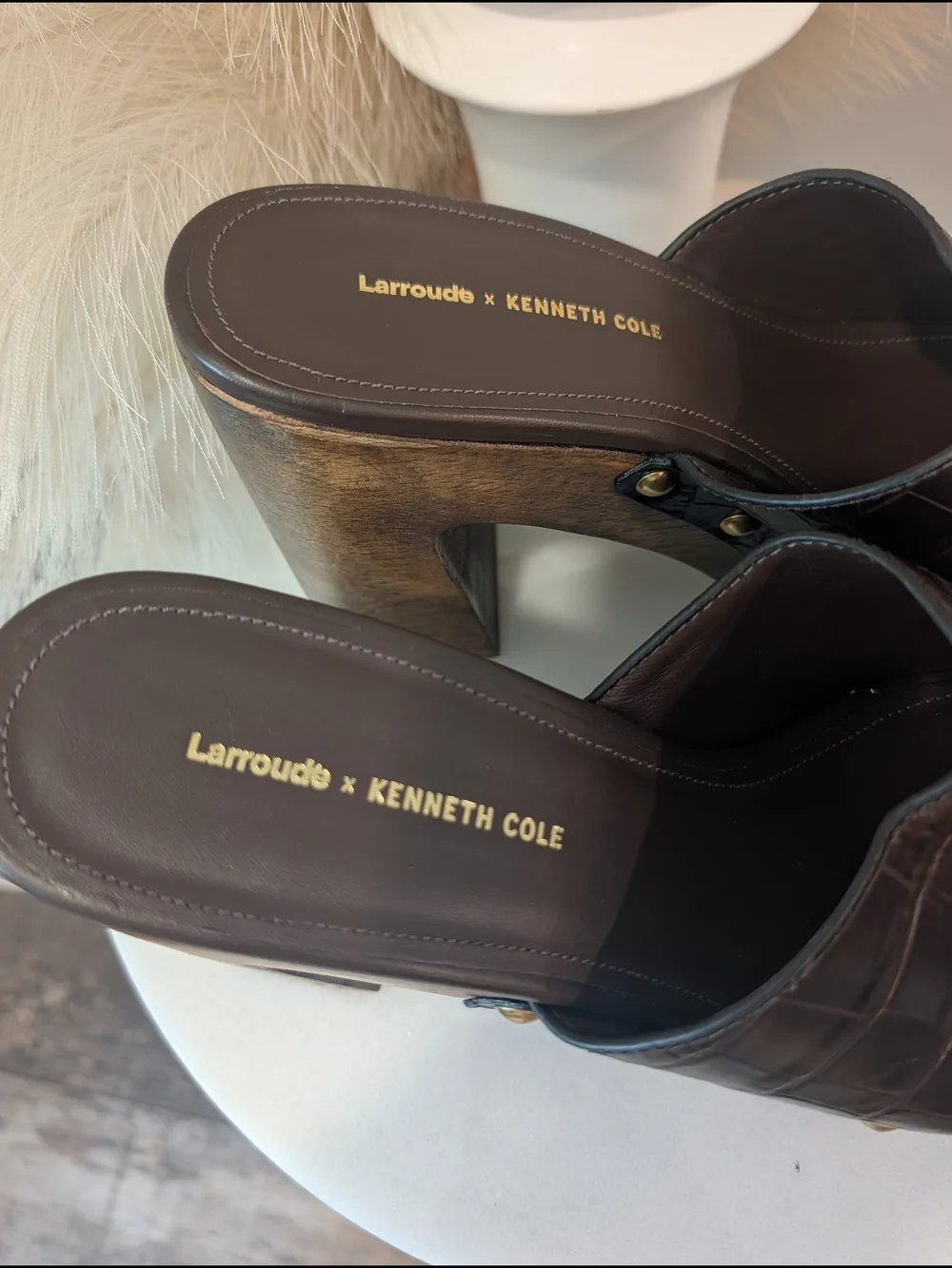 Larroude X Kenneth Cole Black Croc-embossed Platform Mule Sz 9